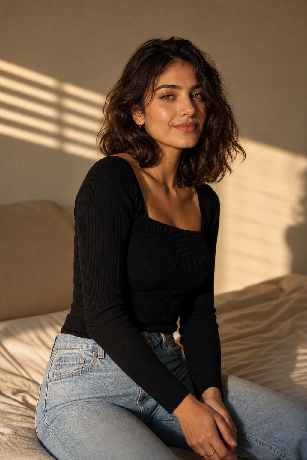 Wavy Bob Honey Light with a fictional adult model in black knit and jeans