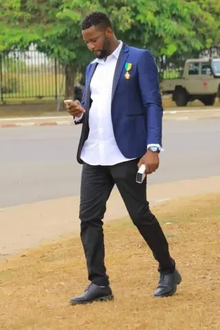Junior Moundounga