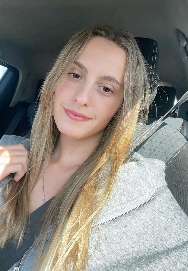 clara12 photo