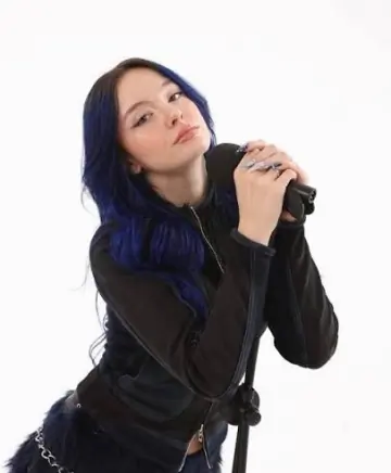 zeynep_bakanss