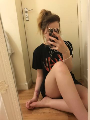selenamaroon
