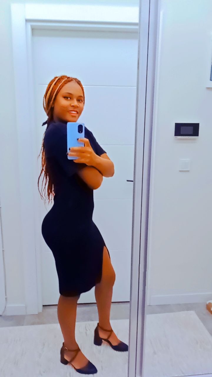 Mira Kerry