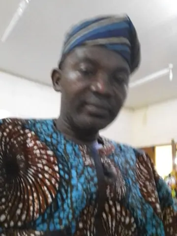 akin
